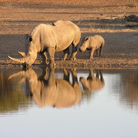 Etali Safari Lodge Заповедник Мадикве Экстерьер фото